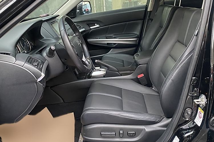 Used Honda Crosstour 2016 2.4L Luxury Edition Interior 7