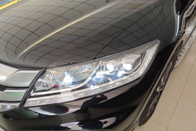 Used Honda Crosstour 2016 2.4L Luxury Edition Left Front Headlight