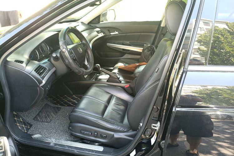 Used Honda Crosstour 2016 2.4L Luxury Edition Left Front Seat