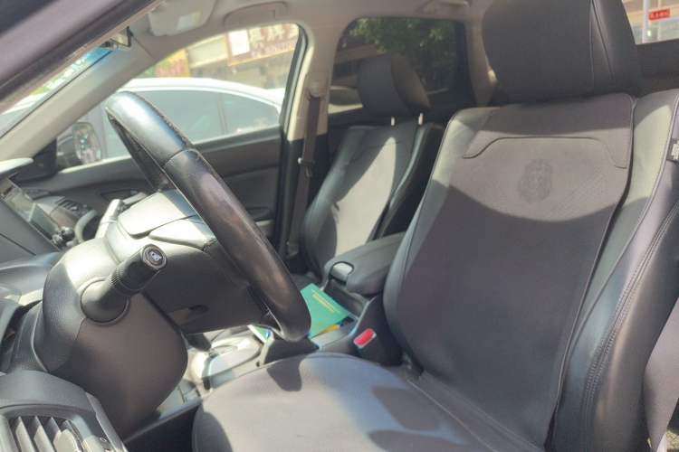 Used Honda Crosstour 2016 2.4L Luxury Edition Left Front Seat