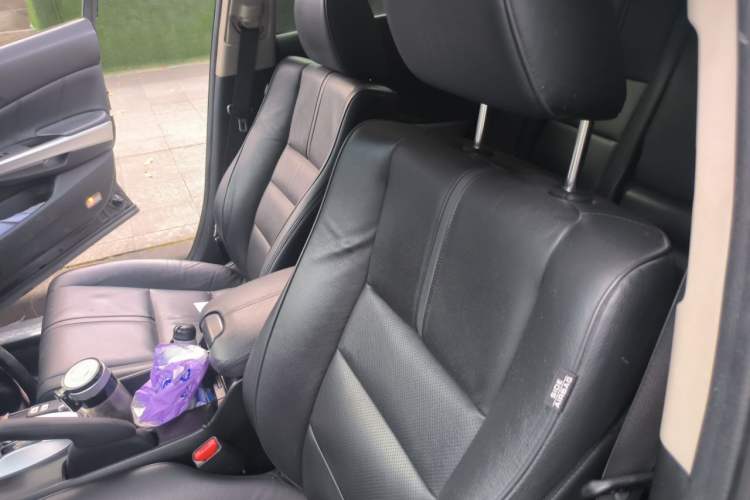 Used Honda Crosstour 2016 2.4L Luxury Edition Left Front Seat