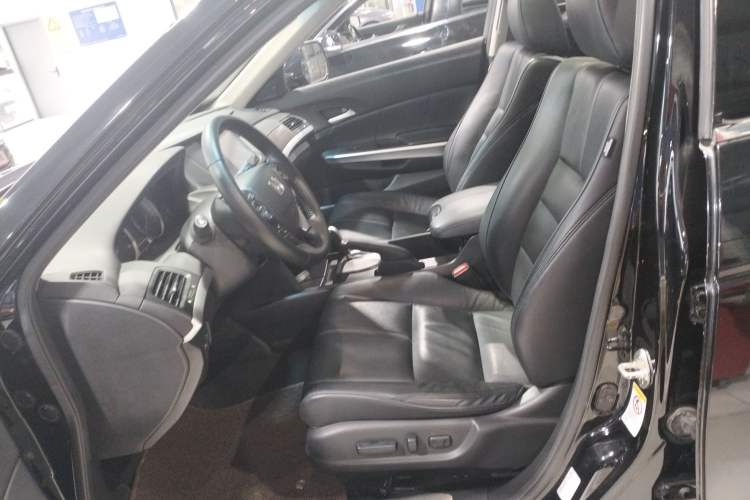 Used Honda Crosstour 2016 2.4L Luxury Edition Left Front Seat