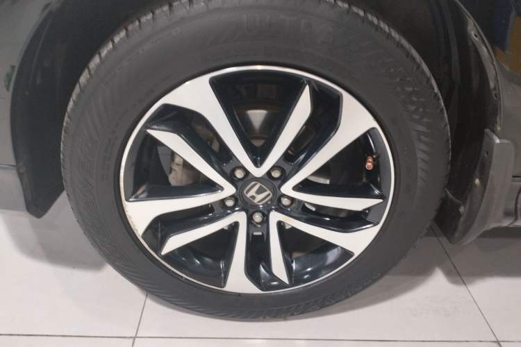 Used Honda Crosstour 2016 2.4L Luxury Edition Left Front Wheel Hub