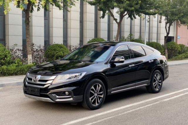 Used Honda Crosstour 2016 2.4L Luxury Edition