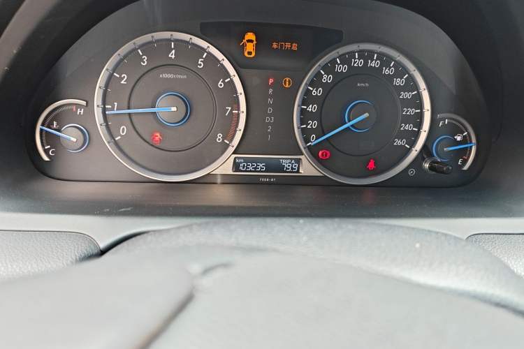 Used Honda Crosstour 2016 2.4L Luxury Edition Odometer Close Up