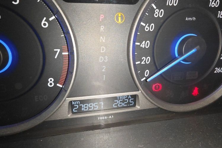 Used Honda Crosstour 2016 2.4L Luxury Edition Odometer Close Up