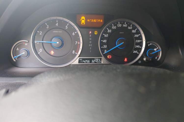 Used Honda Crosstour 2016 2.4L Luxury Edition Odometer Close Up