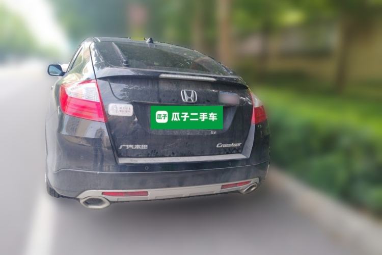Used Honda Crosstour 2016 2.4L Luxury Edition Rear