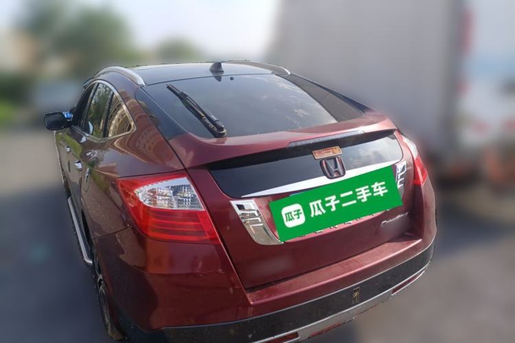 Used Honda Crosstour 2016 3.0L AWD Prestige Edition Rear Left 45 Deg