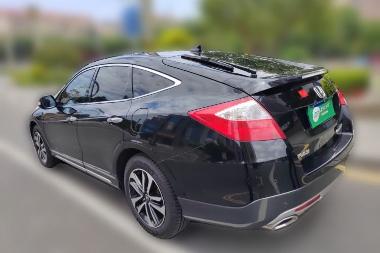 Used Honda Crosstour 2016 2.4L Luxury Edition Rear Left 45 Deg