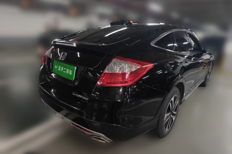 Used Honda Crosstour 2016 2.4L Luxury Edition Rear Right 45 Deg