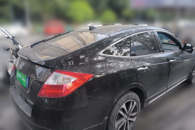 Used Honda Crosstour 2016 2.4L Luxury Edition Rear Right 45 Deg