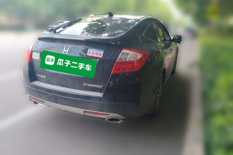 Used Honda Crosstour 2016 2.4L Luxury Edition Rear Right 45 Deg