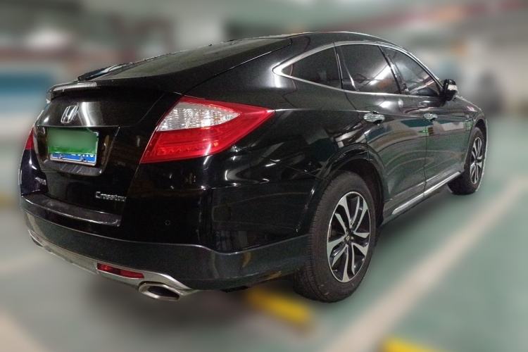 Used Honda Crosstour 2016 2.4L Luxury Edition Rear Right 45 Deg