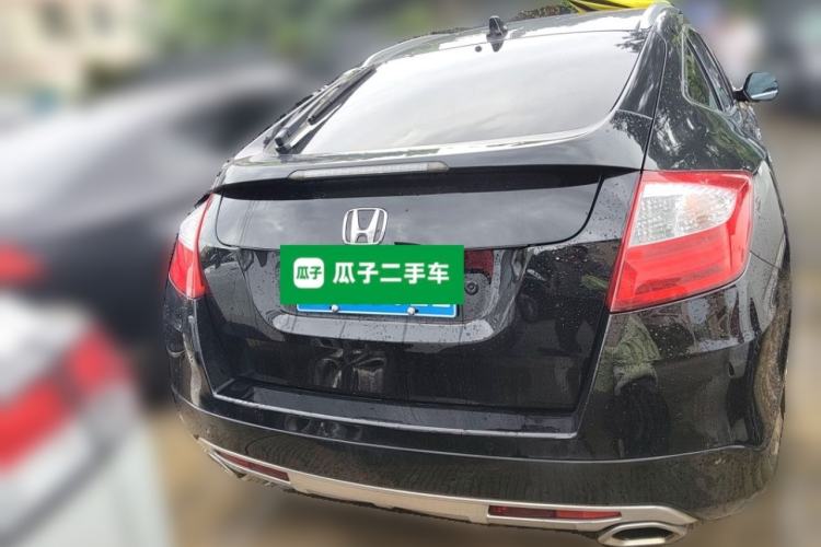 Used Honda Crosstour 2016 2.4L Luxury Edition Rear