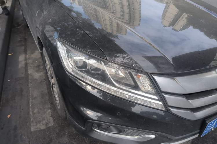 Used Honda Crosstour 2016 2.4L Luxury Edition Right Front Headlight
