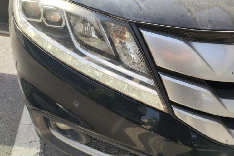 Used Honda Crosstour 2016 2.4L Luxury Edition Right Front Headlight
