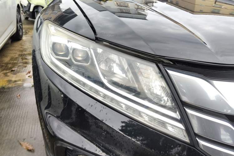 Used Honda Crosstour 2016 2.4L Luxury Edition Right Front Headlight