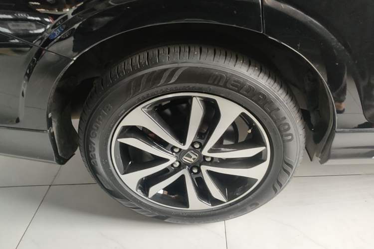 Used Honda Crosstour 2016 2.4L Luxury Edition Right Rear Wheel Hub