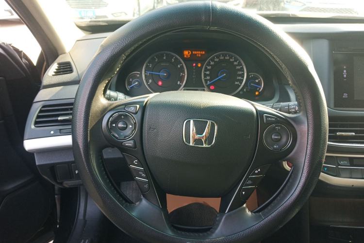 Used Honda Crosstour 2016 2.4L Luxury Edition Steering Wheel