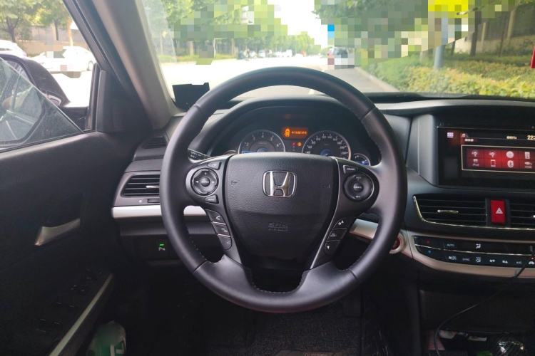 Used Honda Crosstour 2016 2.4L Luxury Edition Steering Wheel