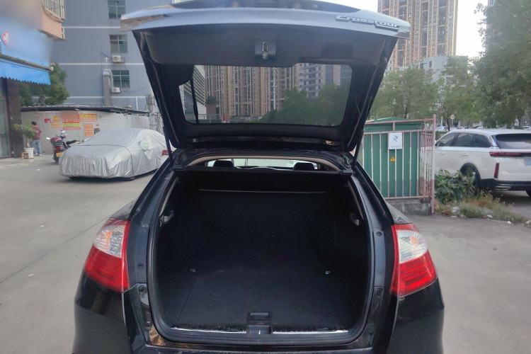 Used Honda Crosstour 2016 2.4L Luxury Edition Trunk