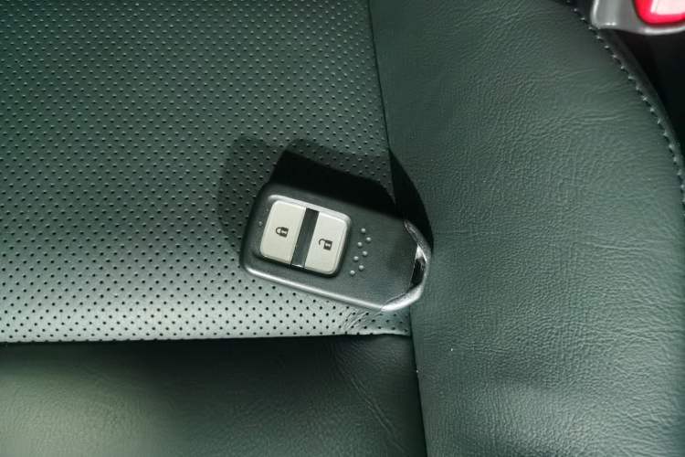 Used Honda Crosstour 2016 2.4L Luxury Edition Vehicle Key