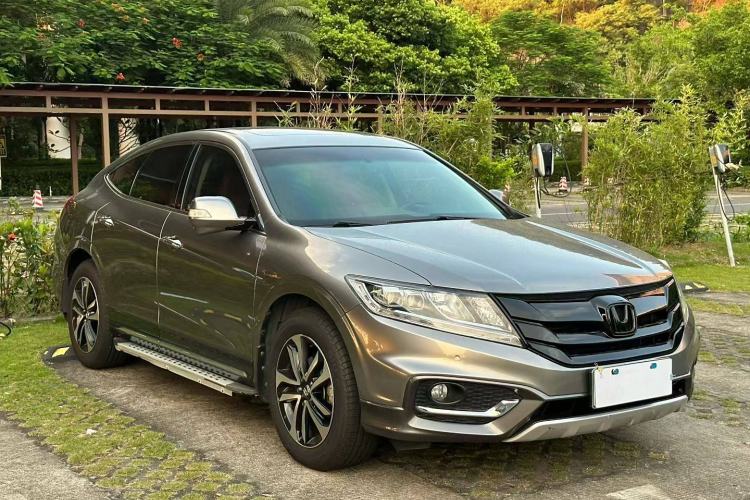 Used Honda Crosstour 2016 2.4L Luxury Navigation Edition Exterior 5