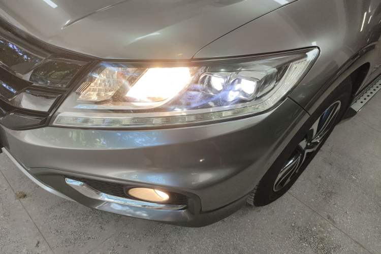 Used Honda Crosstour 2016 2.4L Luxury Navigation Edition Left Front Headlight