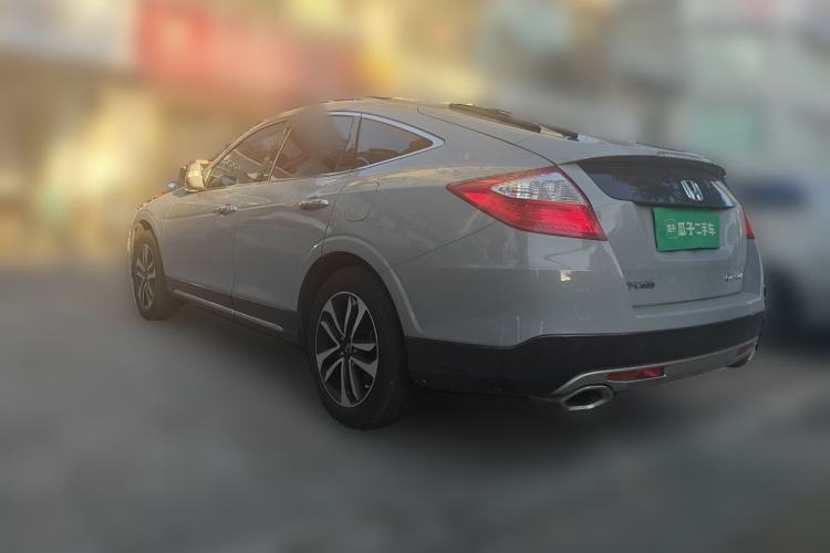 Used Honda Crosstour 2016 2.4L Luxury Edition Rear Left 45 Deg