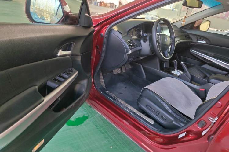 Used Honda Crosstour 2016 2.4L Luxury Edition Driver Seat