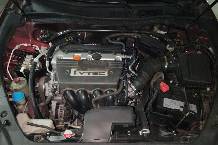 Used Honda Crosstour 2016 2.4L Luxury Edition Engine Bay
