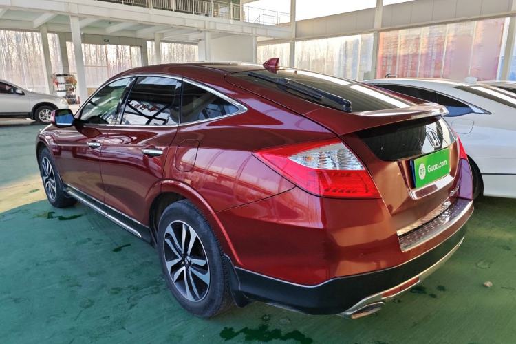Used Honda Crosstour 2016 2.4L Luxury Edition Left Side