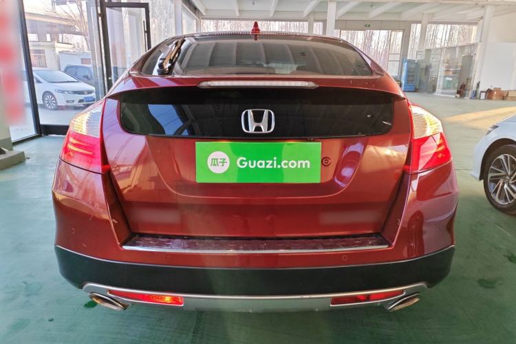 Used Honda Crosstour 2016 2.4L Luxury Edition Rear