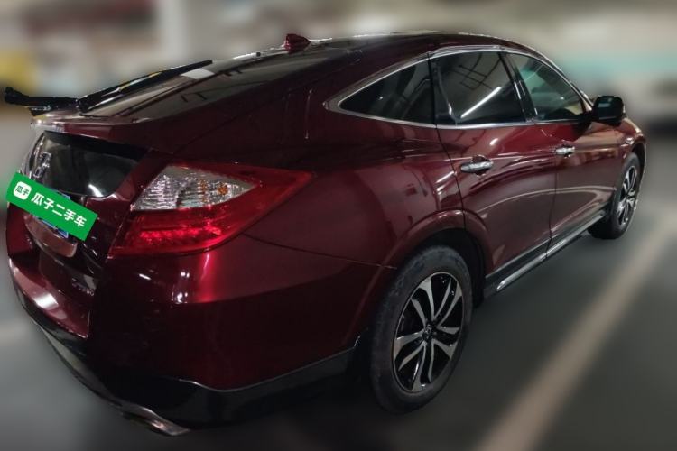 Used Honda Crosstour 2016 2.4L Luxury Edition Rear Right 45 Deg