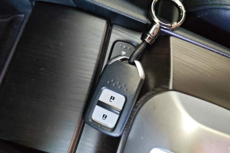 Used Honda Crosstour 2016 2.4L Luxury Edition Vehicle Key