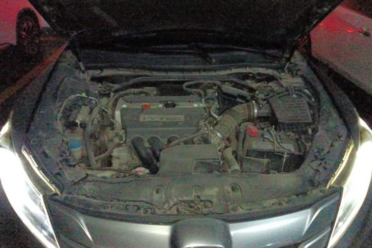 Used Honda Crosstour 2016 2.4L Luxury Edition Engine Bay