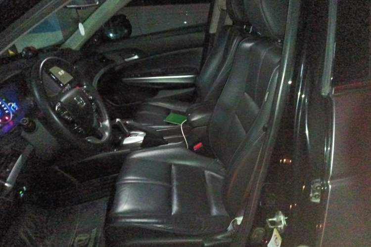 Used Honda Crosstour 2016 2.4L Luxury Edition Left Front Seat