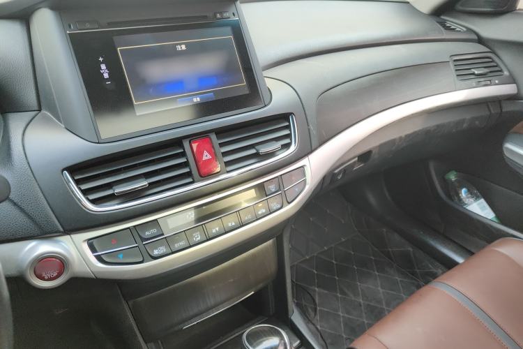 Used Honda Crosstour 2016 2.4L Luxury Edition Audio And AC Panel