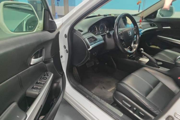 Used Honda Crosstour 2016 2.4L Luxury Edition Driver Seat