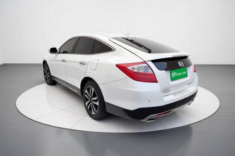 Used Honda Crosstour 2016 2.4L Luxury Edition Exterior 3