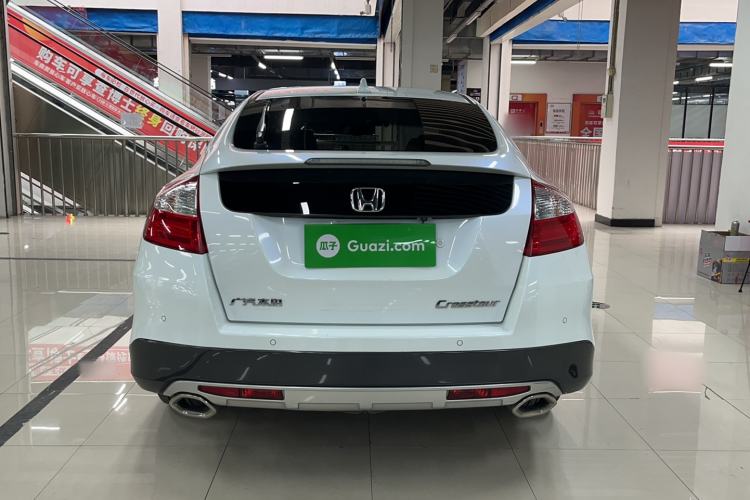 Used Honda Crosstour 2016 2.4L Luxury Edition Exterior 5