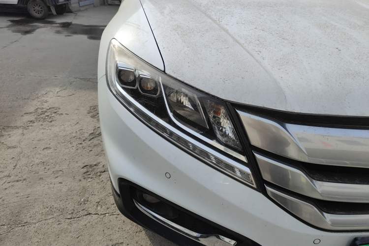 Used Honda Crosstour 2016 2.4L Luxury Edition Exterior 6
