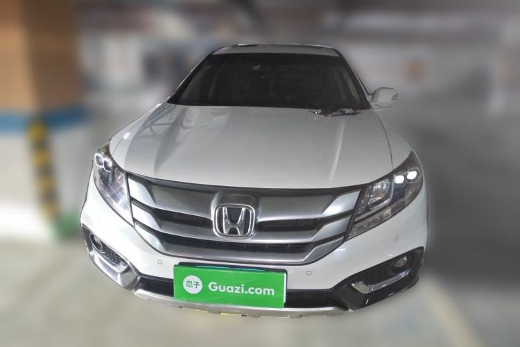 Used Honda Crosstour 2016 2.4L Luxury Edition Front
