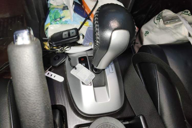 Used Honda Crosstour 2016 2.4L Luxury Edition Gear Lever