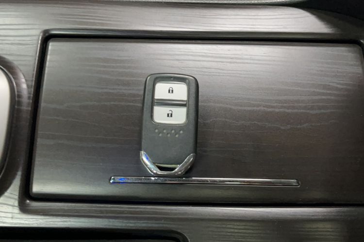 Used Honda Crosstour 2016 2.4L Luxury Edition Interior 1