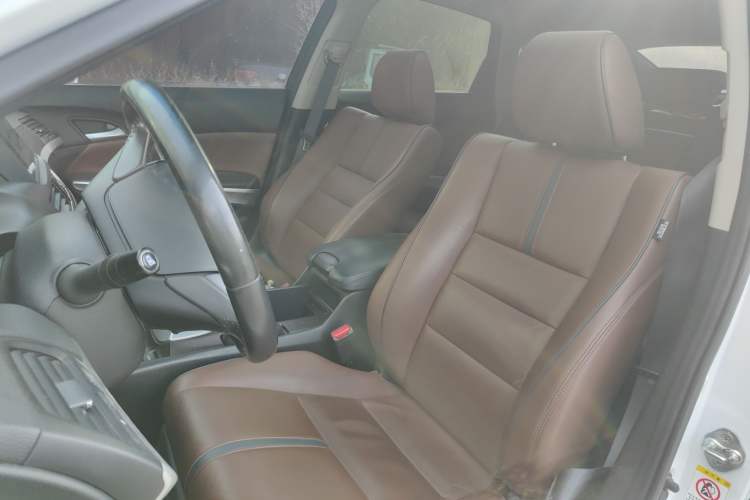 Used Honda Crosstour 2016 2.4L Luxury Edition Left Front Seat