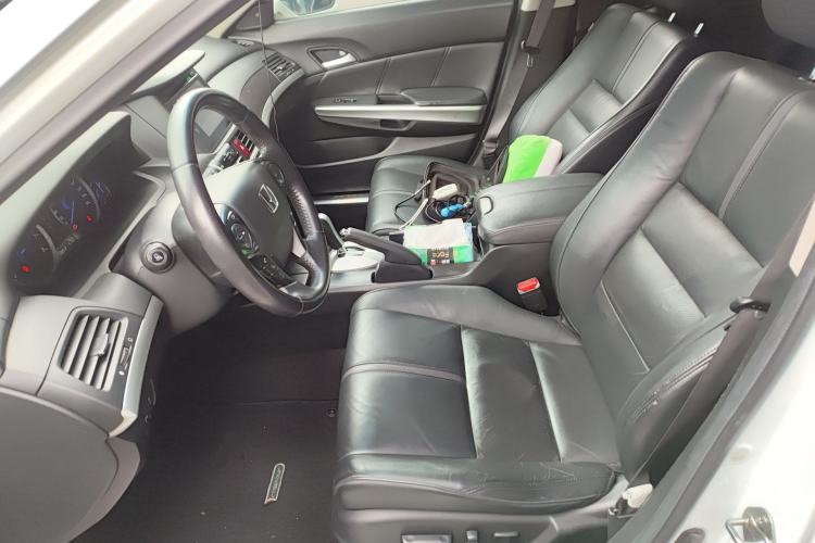 Used Honda Crosstour 2016 2.4L Luxury Edition Left Front Seat