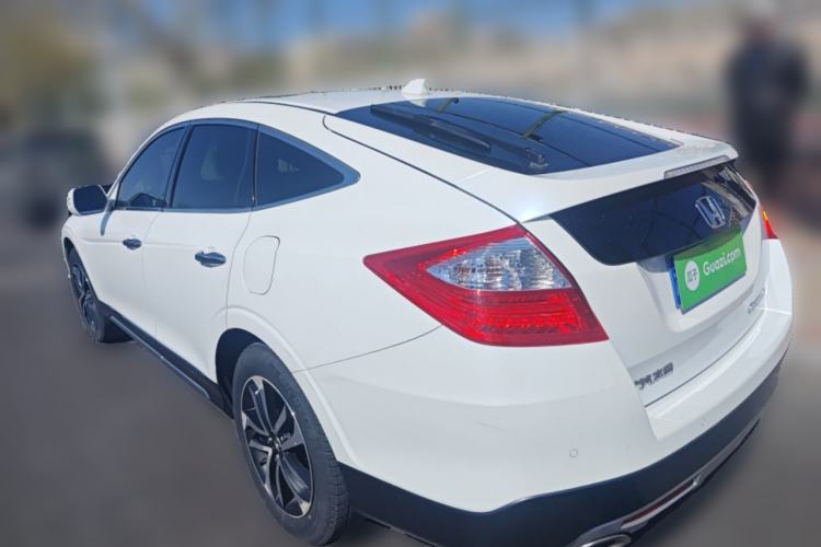 Used Honda Crosstour 2016 2.4L Luxury Edition Rear Left 45 Deg