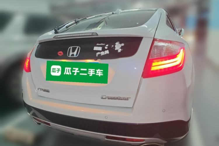 Used Honda Crosstour 2016 2.4L Luxury Edition Rear
